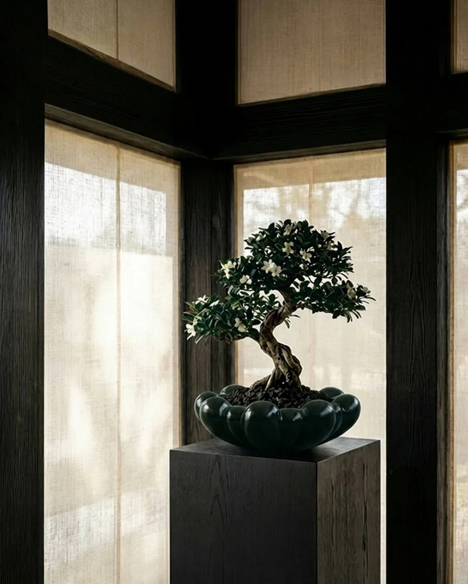 Bloom tray bowl large, Dark green 101 Copenhagen