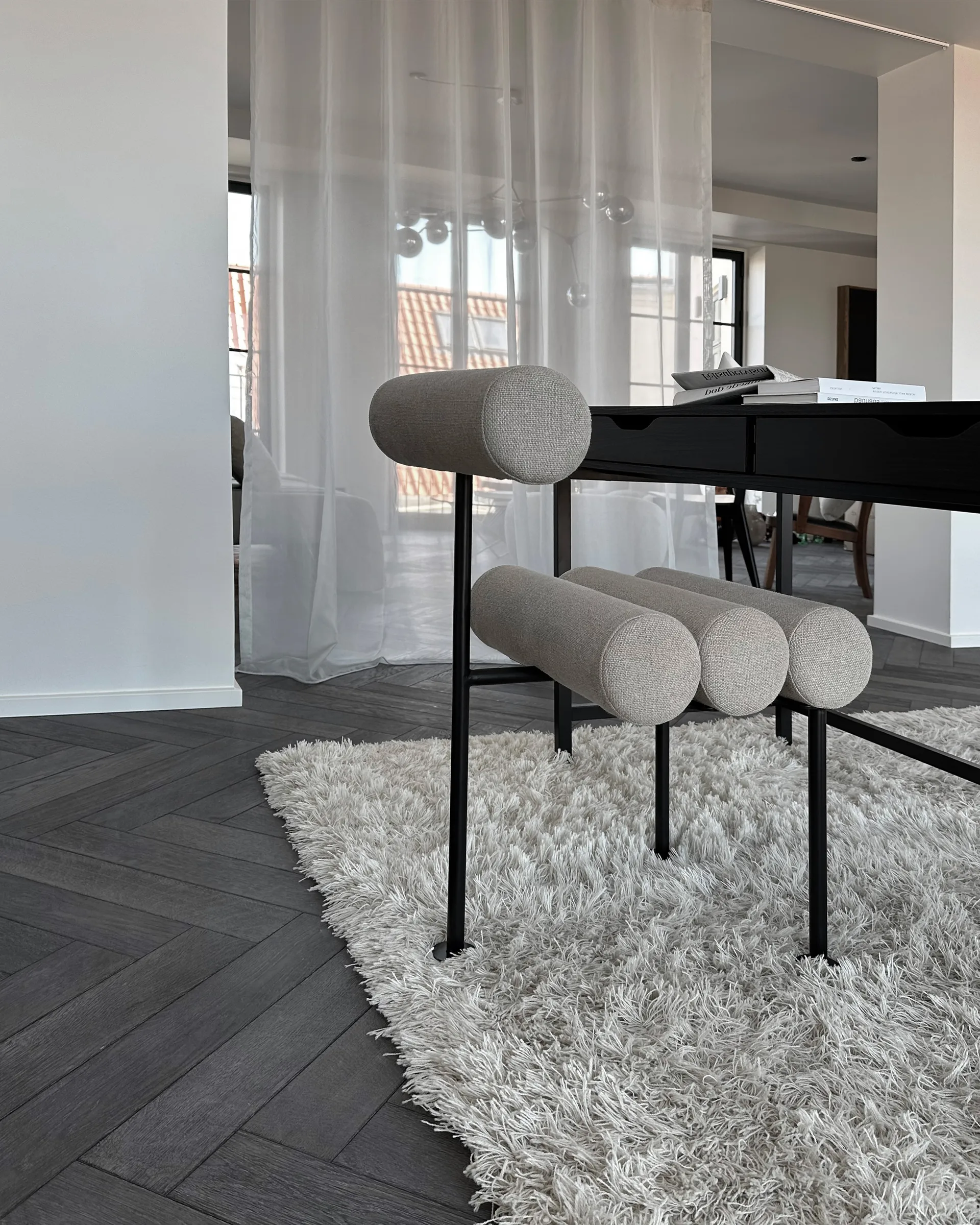 Hiro dining chair, Black frame-Sand 101 Copenhagen