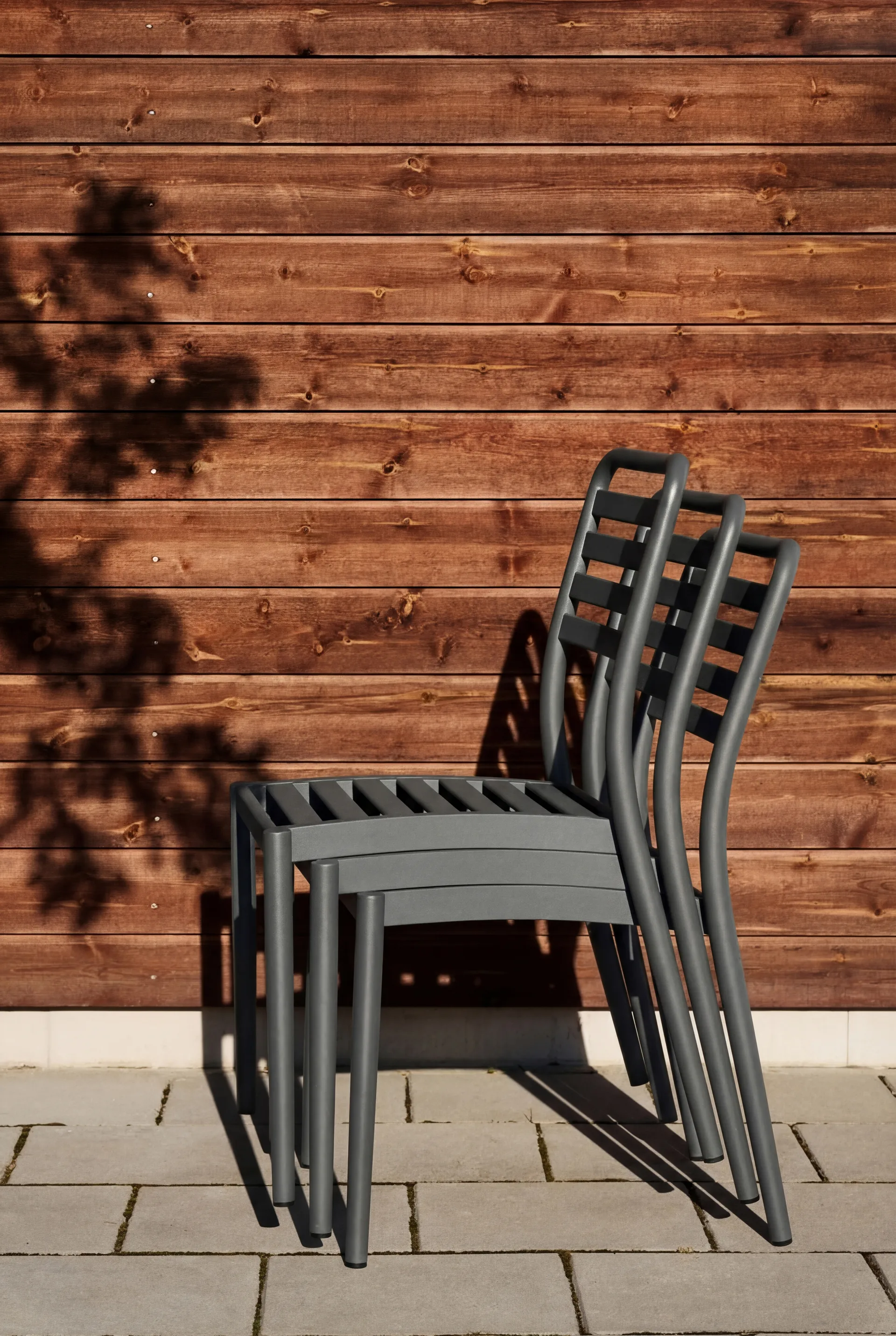 Messina chair, Anthracite 1898