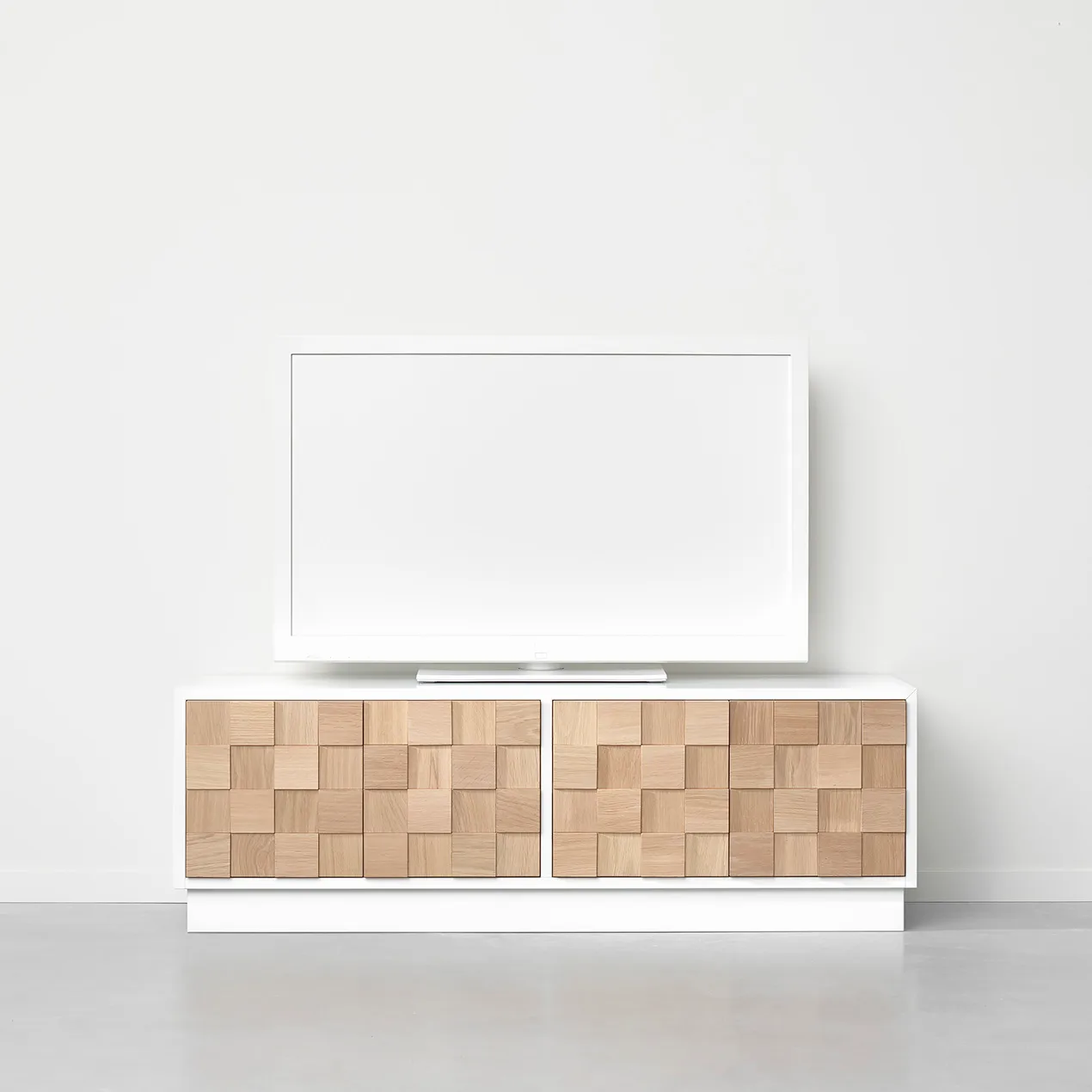 Collect 2016 media bench, White oiled oak-white A2