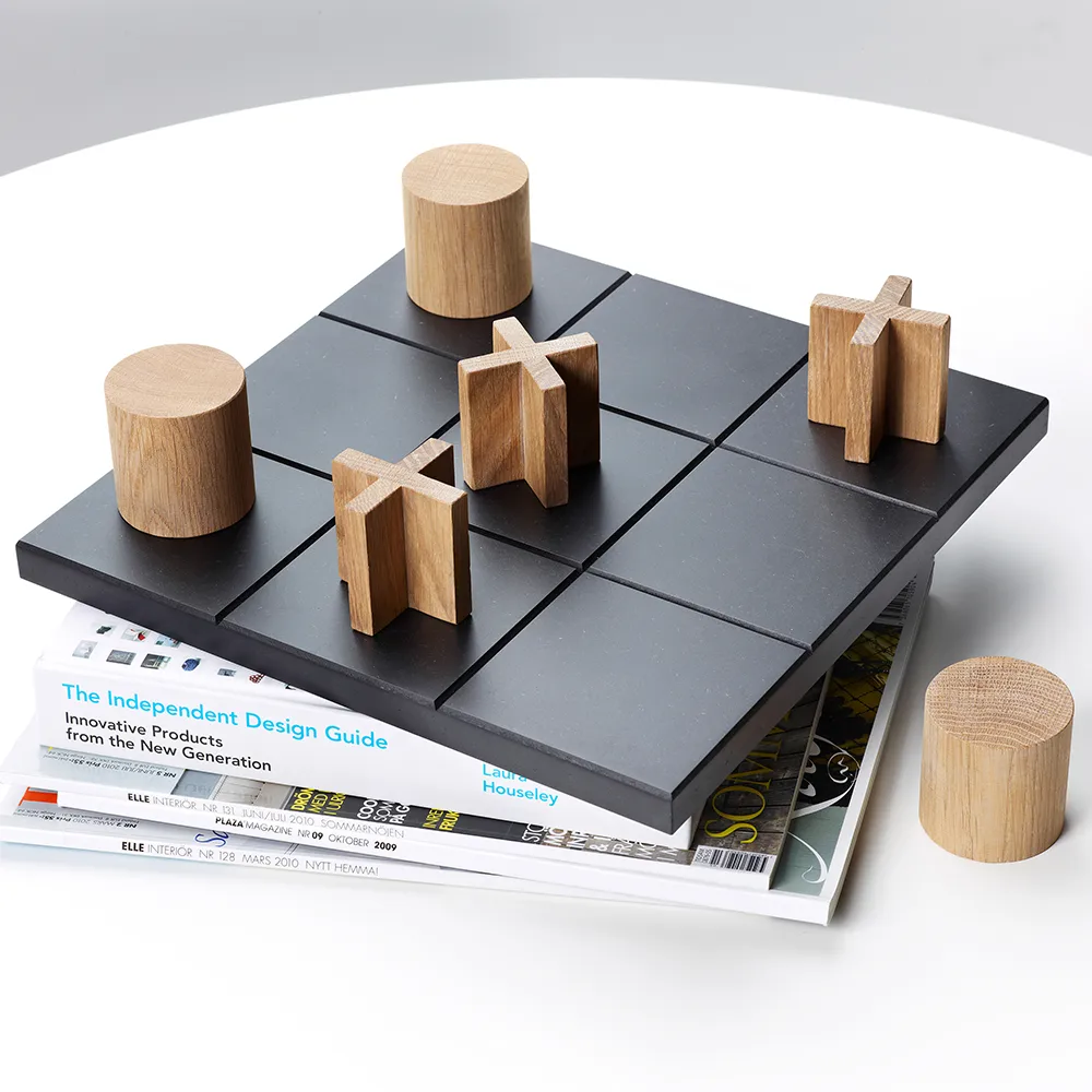 Play game, Black-game pieces in white-oiled oak A2