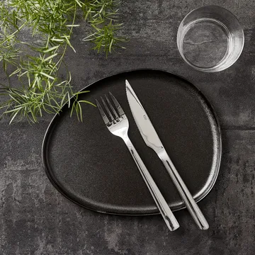 Raw Organic lunch plate 24x21 cm - Titanium Black - Aida