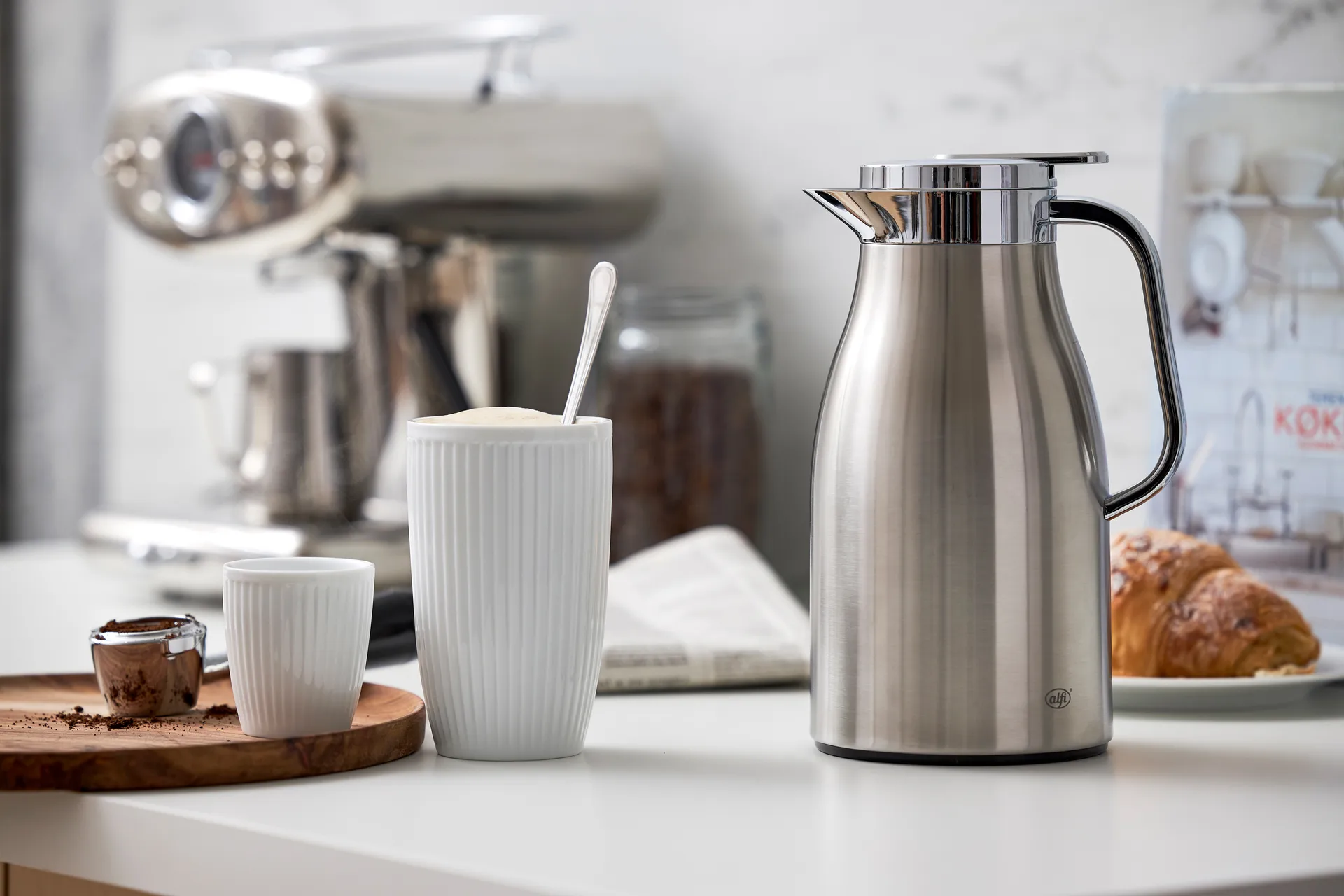 Skyline thermal jug 1 l, Matte steel Alfi
