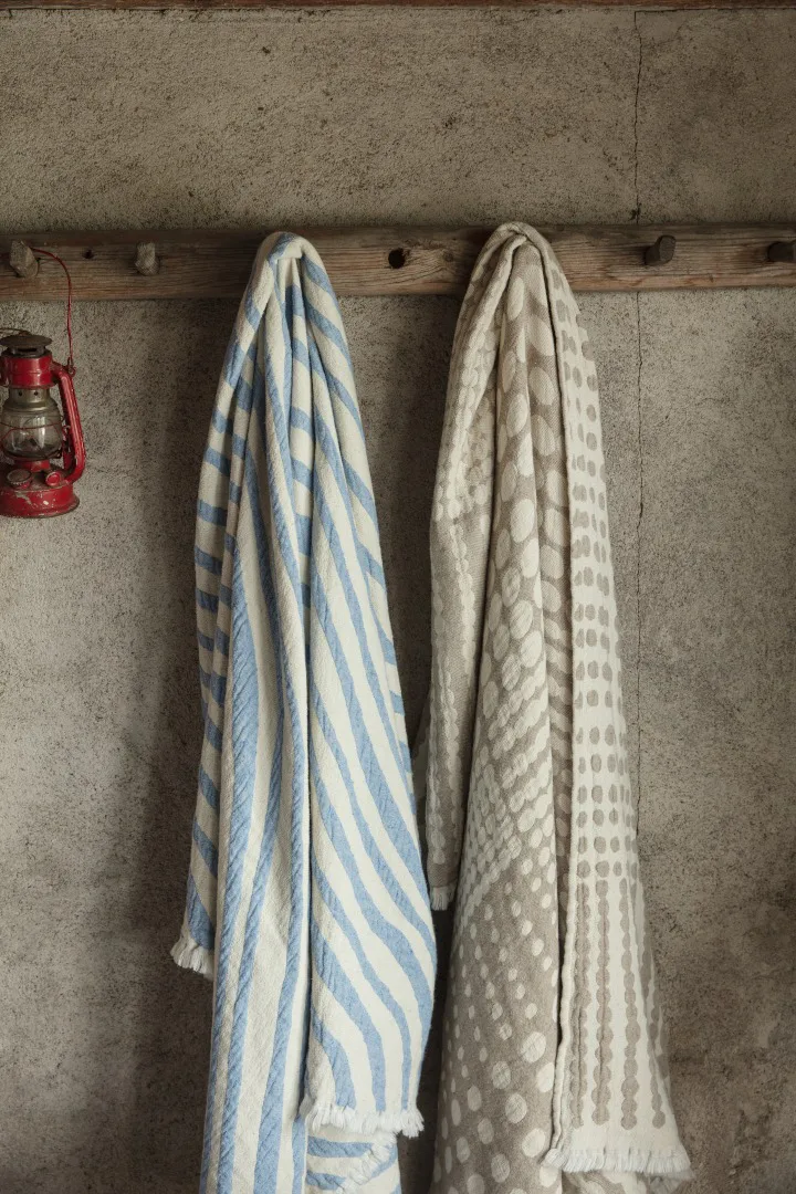 Havet blanket 120x170 cm, Blue-offwhite Almedahls