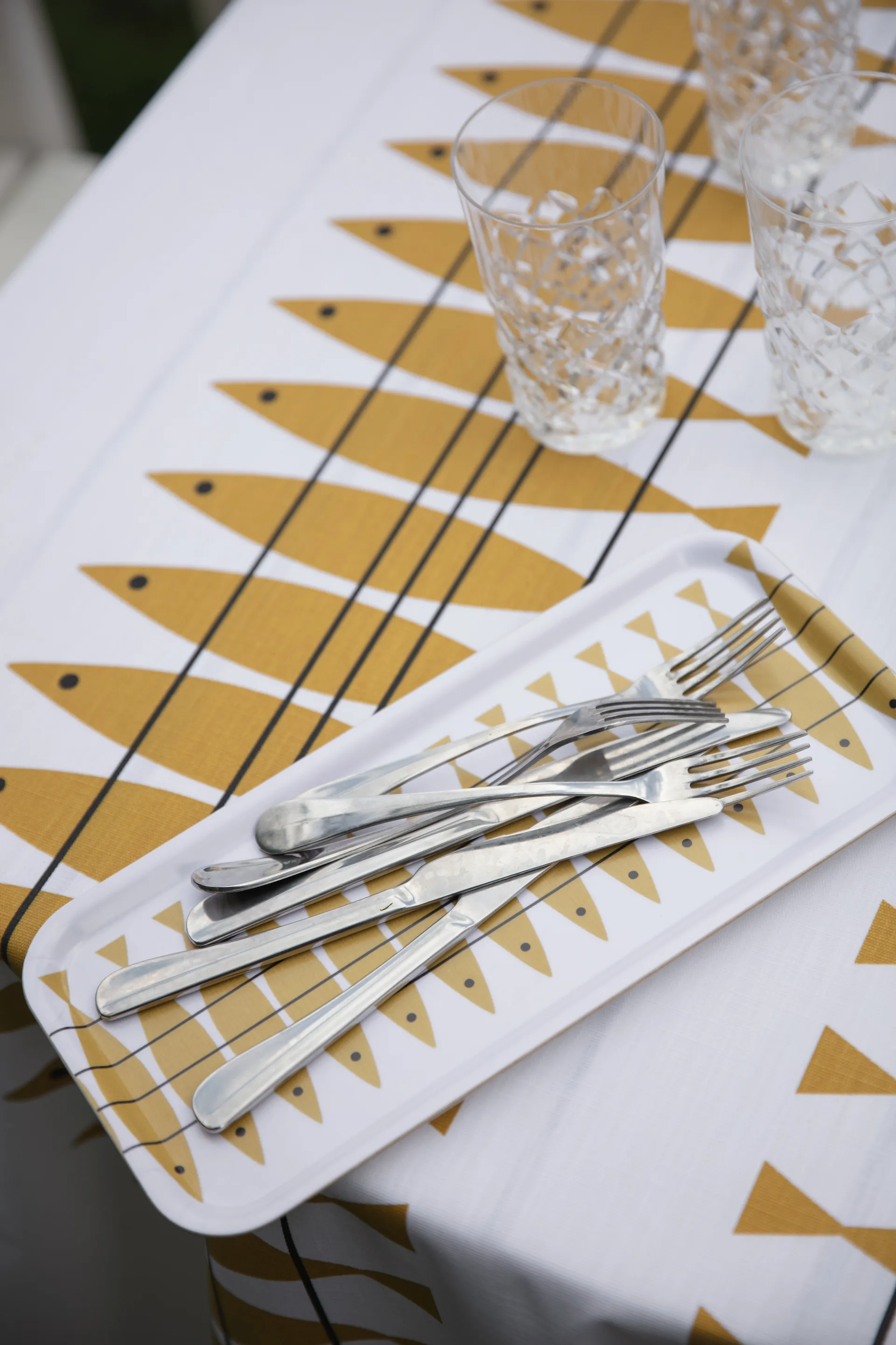 Herring tray 15x32 cm, Ochre Almedahls