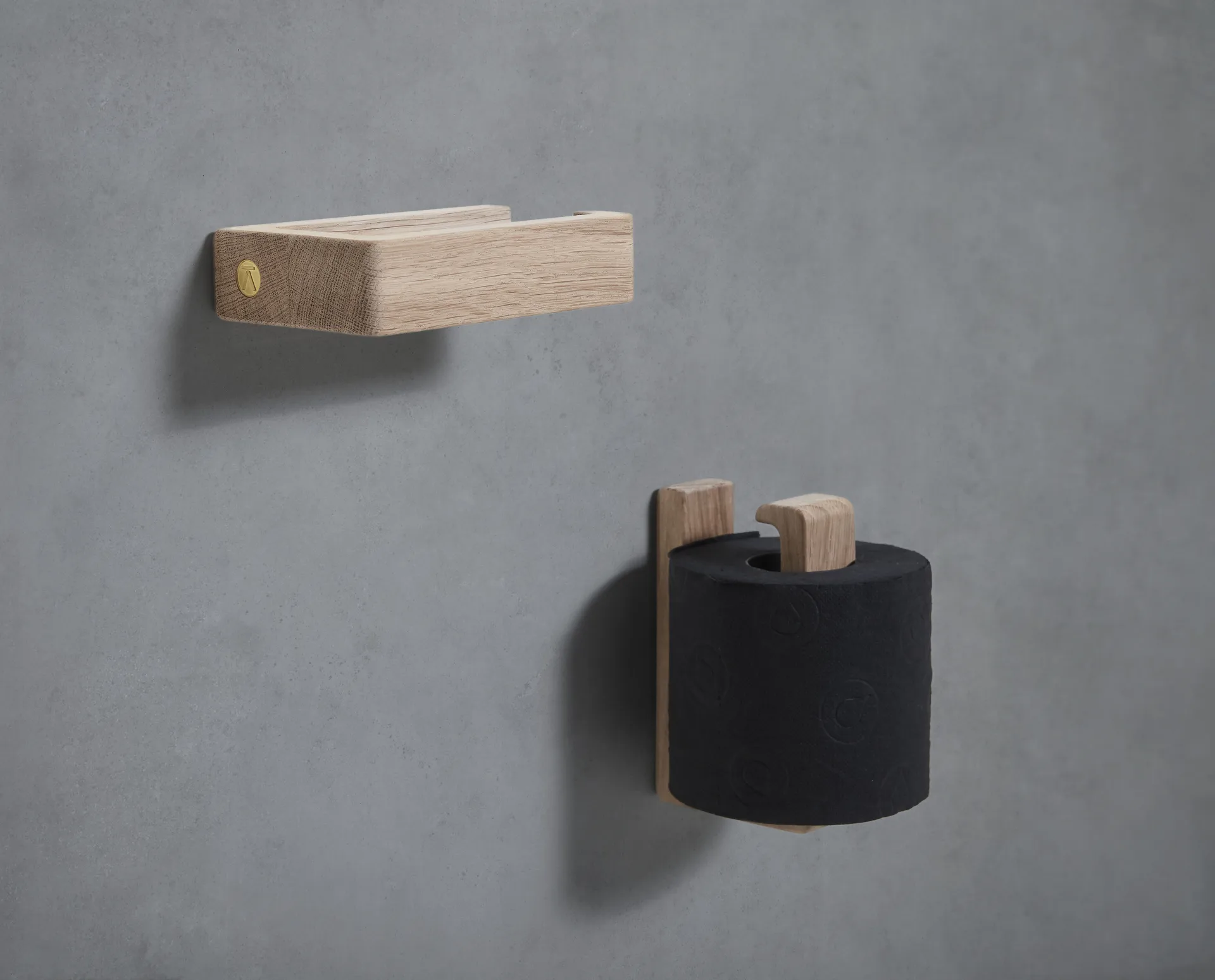 Andersen toilet paper holder, Lacquered oak Andersen Furniture