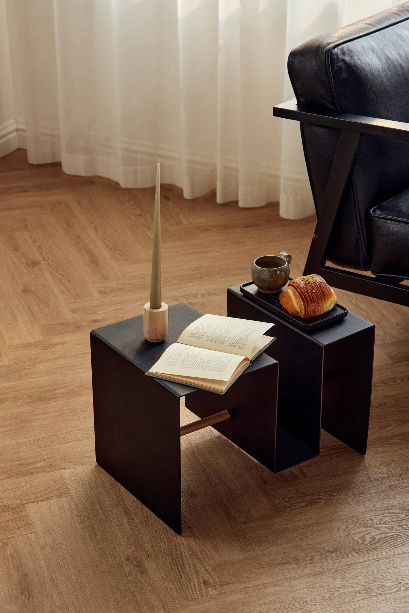 Edge side table, Black (black) Andersen Furniture