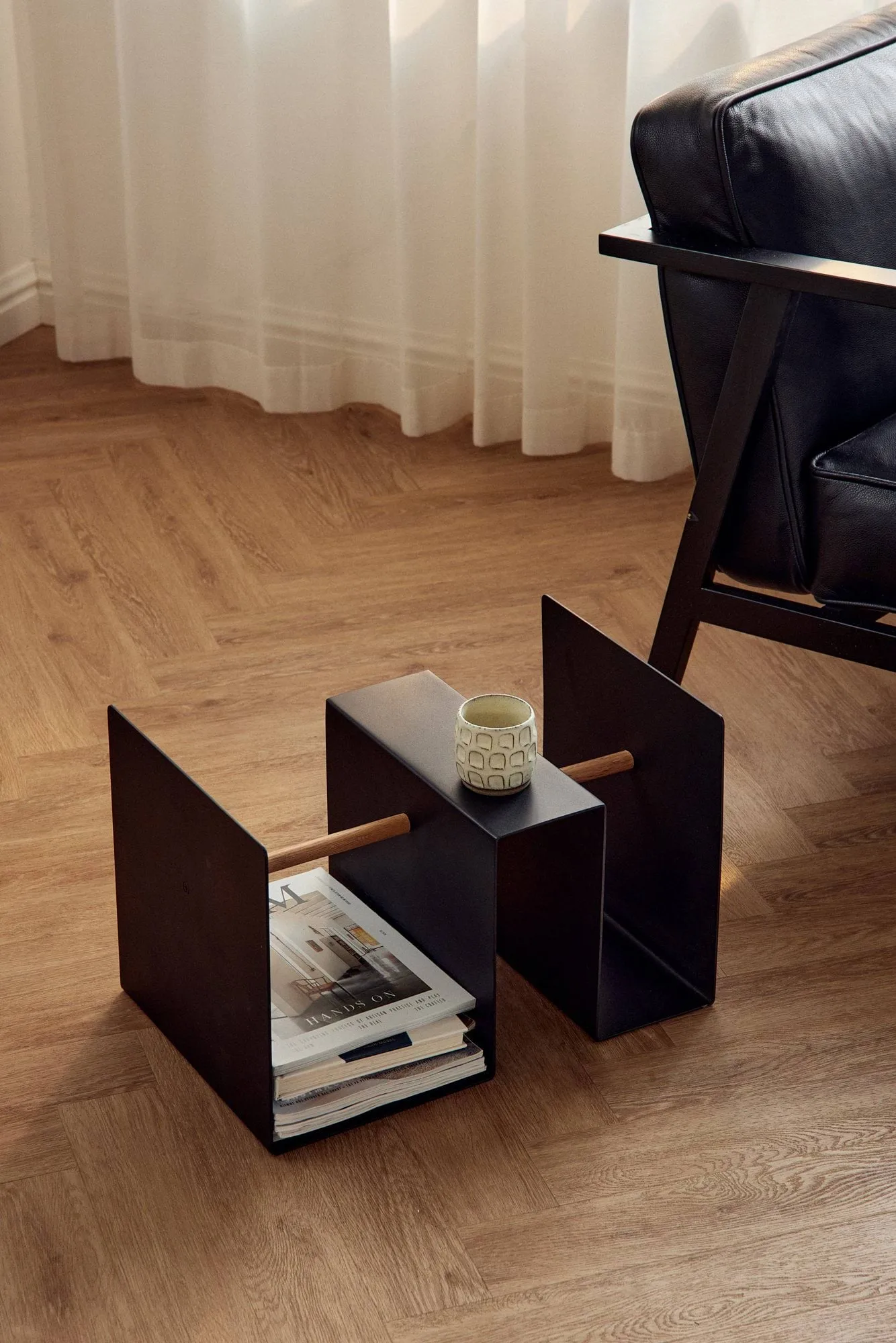 Edge side table, Black (black) Andersen Furniture
