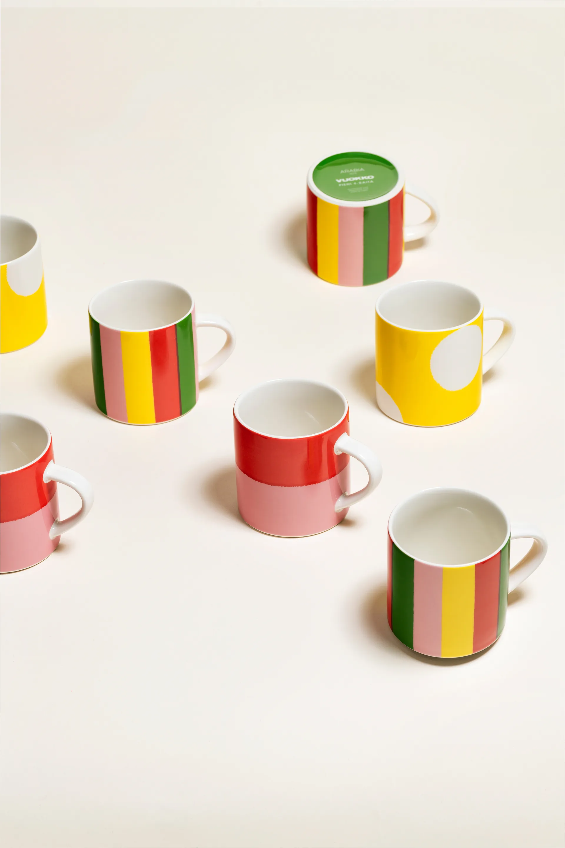Vuokko mug 35 cl, Kraklee yellow Arabia