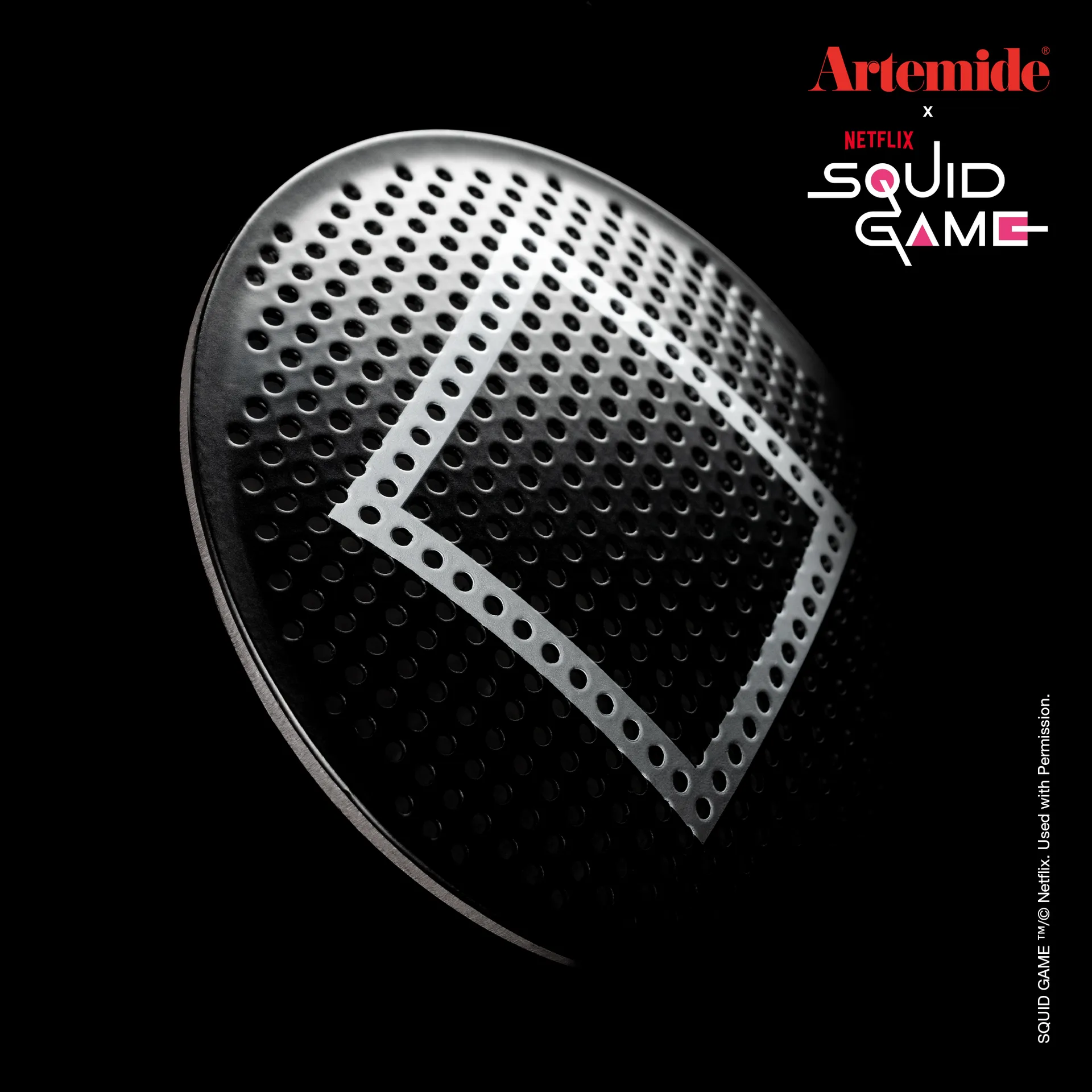 Eclisse x Squid Game table lamp Special Edition, Guard black Artemide