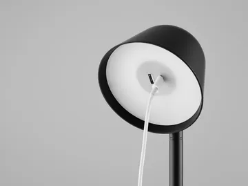 Charge table lamp 57.3 cm - Black - Ateljé Lyktan