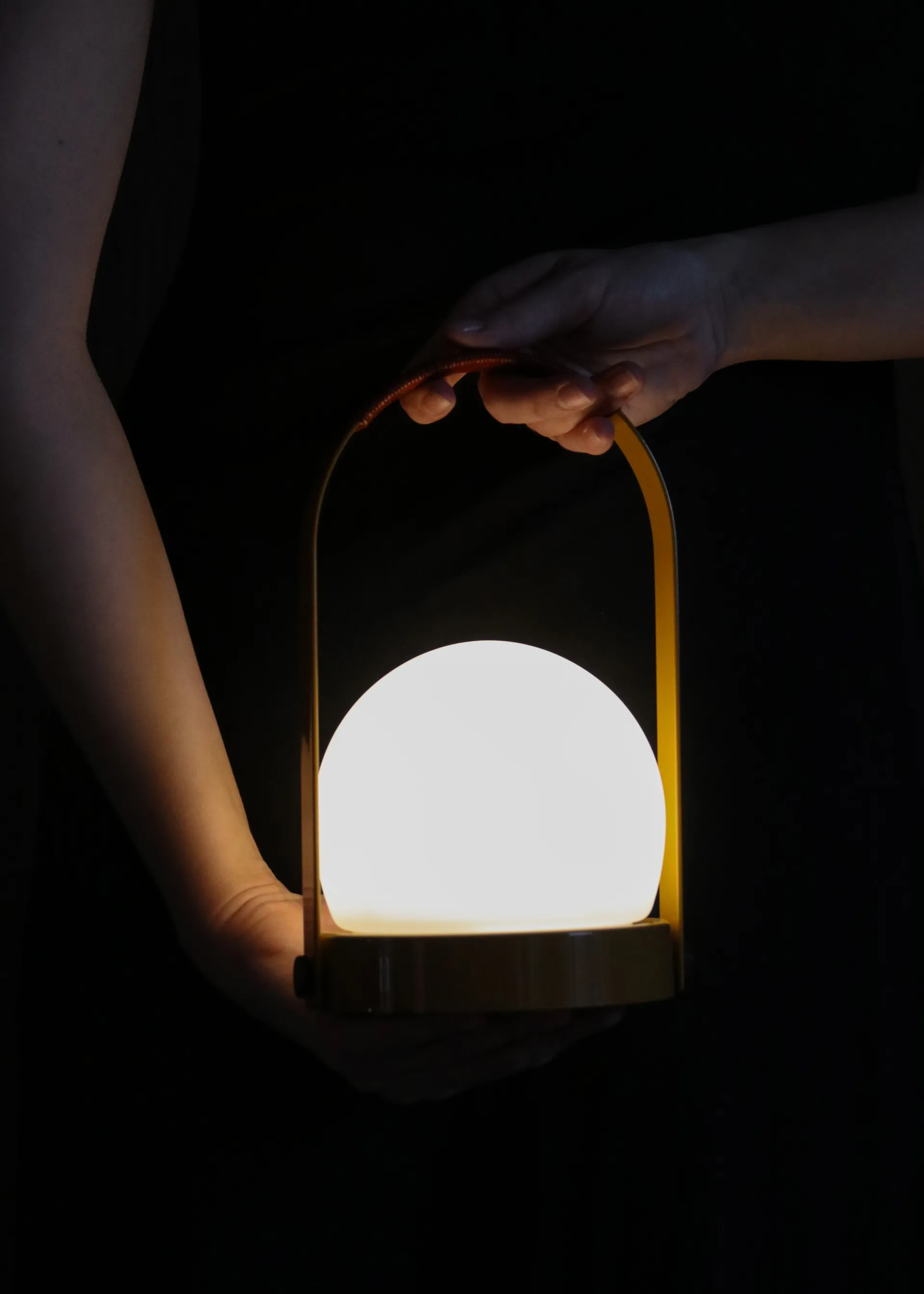 Carrie portable table lamp, Golden brown Audo Copenhagen