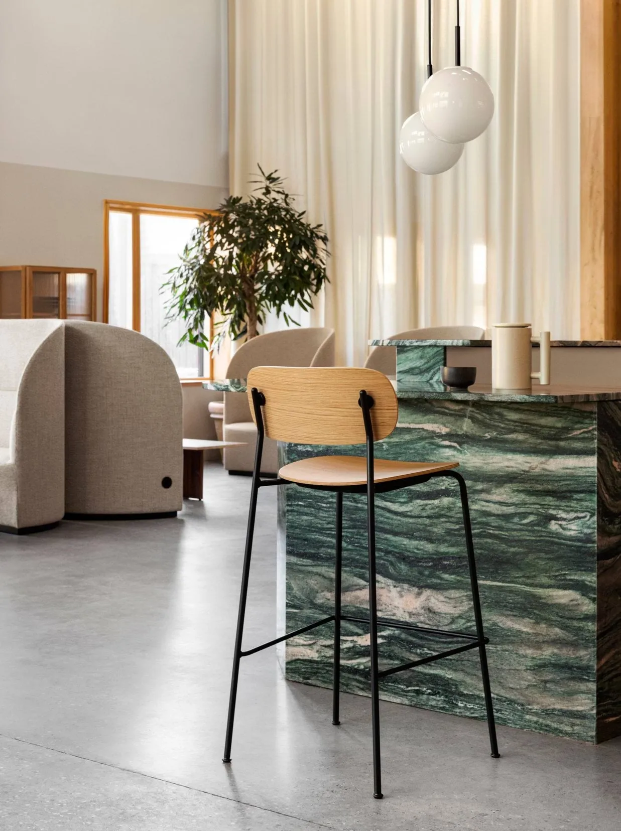 Co Bar Chair bar stool, Oak-chromed steel, 75 cm Audo Copenhagen