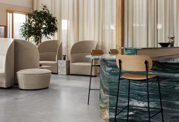 Co Bar Chair bar stool - Oak-chromed steel, 75 cm - Audo Copenhagen