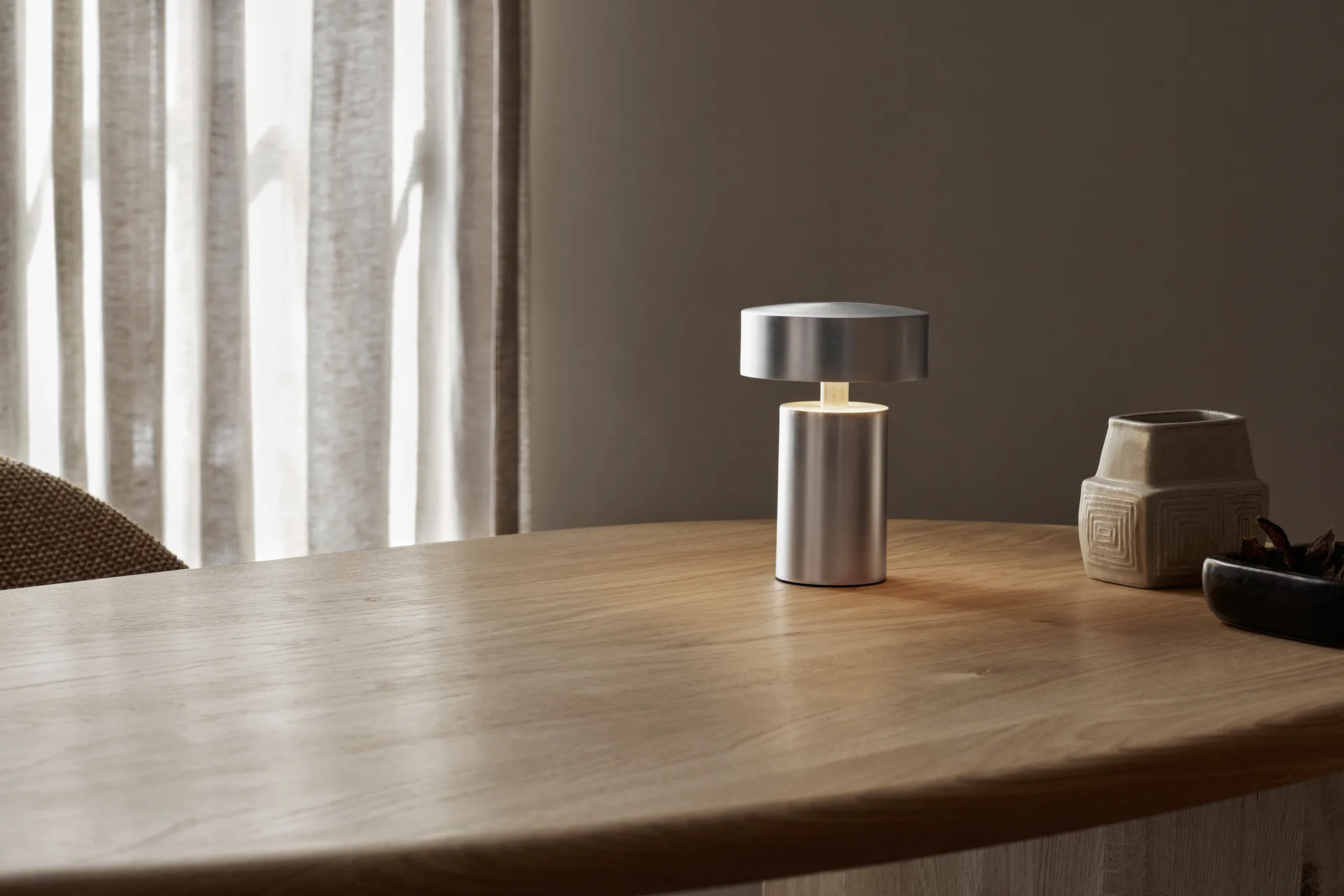 Column table lamp portable, Aluminium Audo Copenhagen