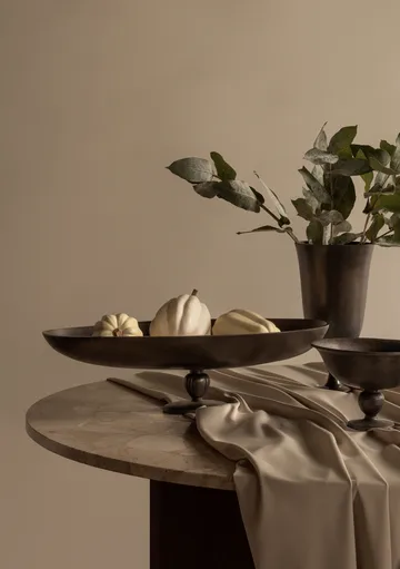 Pavot serving tray on foot - Brown - Audo Copenhagen