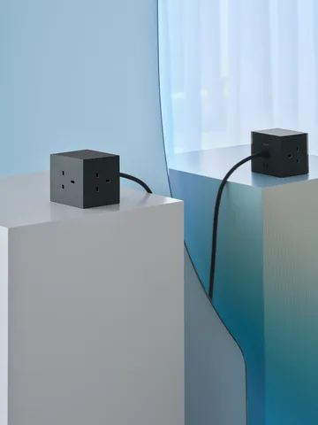 Square 1 UK power strip USB-C 30W 1.8 m - Stockholm Black - Avolt