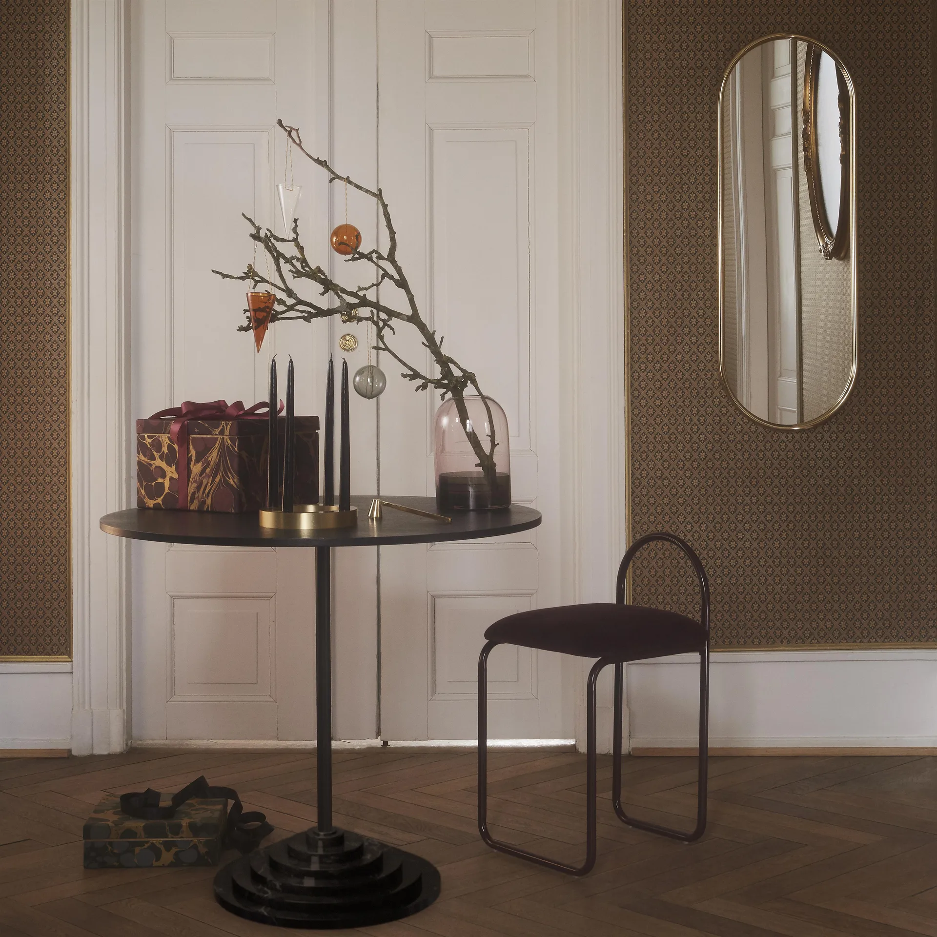 Angui mirror oval 108 cm, gold AYTM