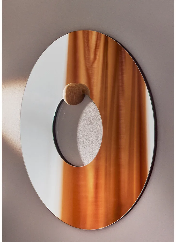 Castellum wall mirror Ø80 cm, Clear-oiled oak AYTM