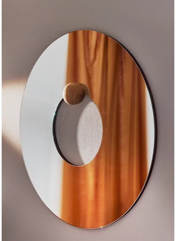 Castellum wall mirror Ø80 cm - Clear-oiled oak - AYTM