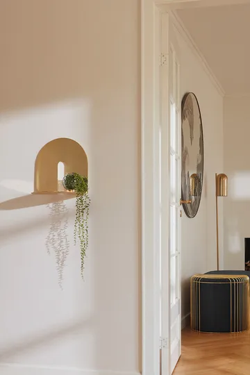 Castellum wall shelf - Gold - AYTM
