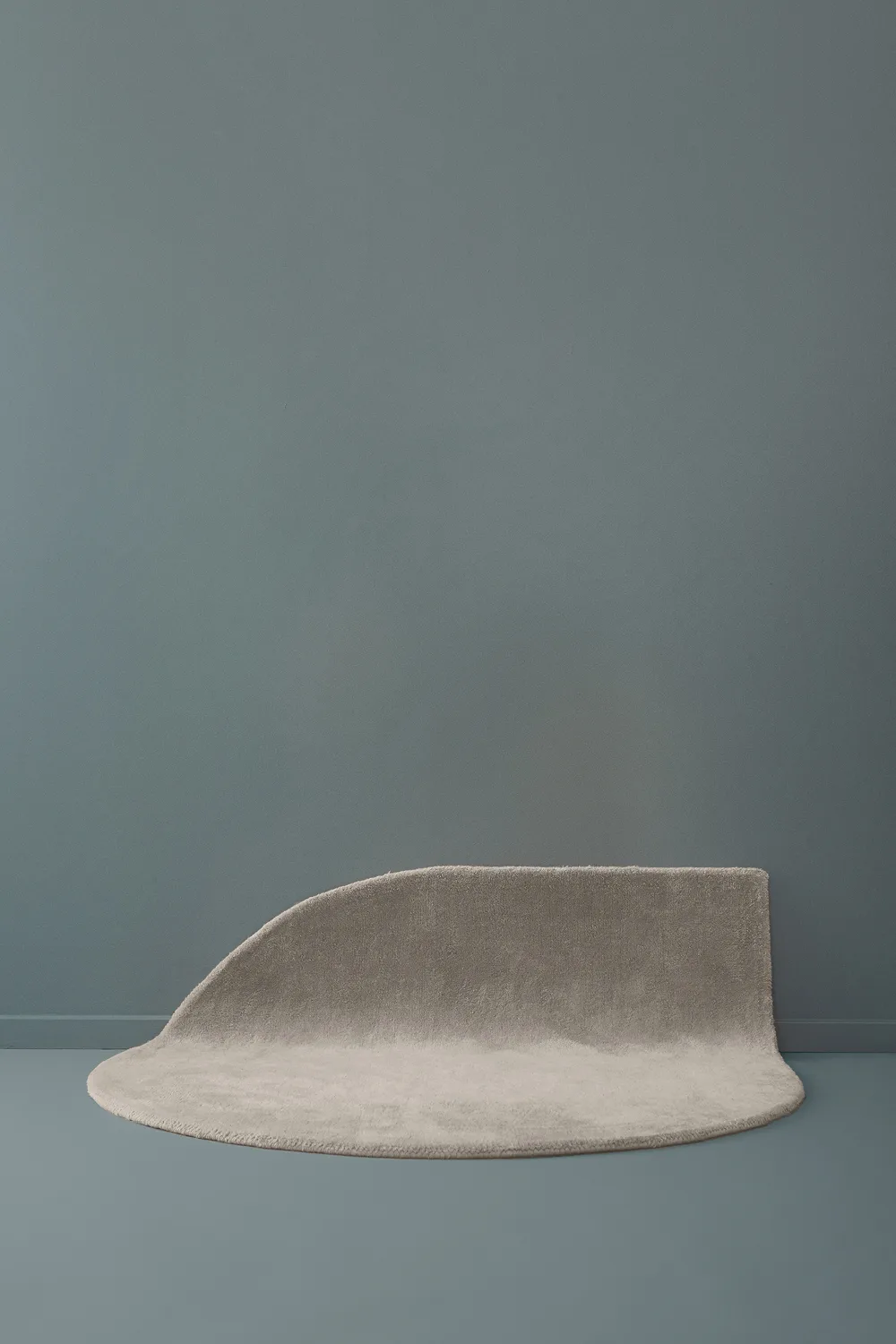 Stilla rug 265x220 cm, Taupe AYTM