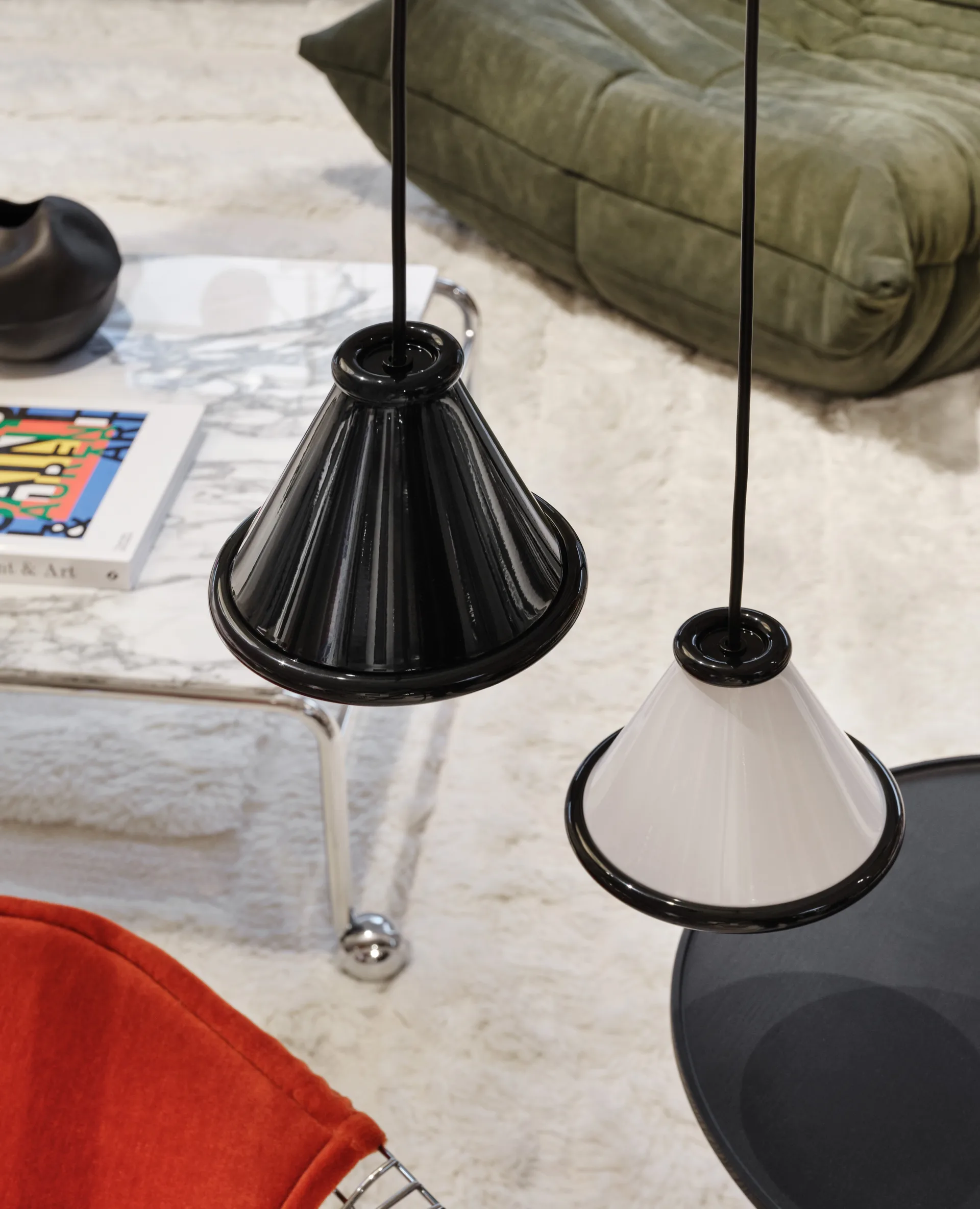 Belle pendant Ø15 cm, Glossy white-glossy black Belid