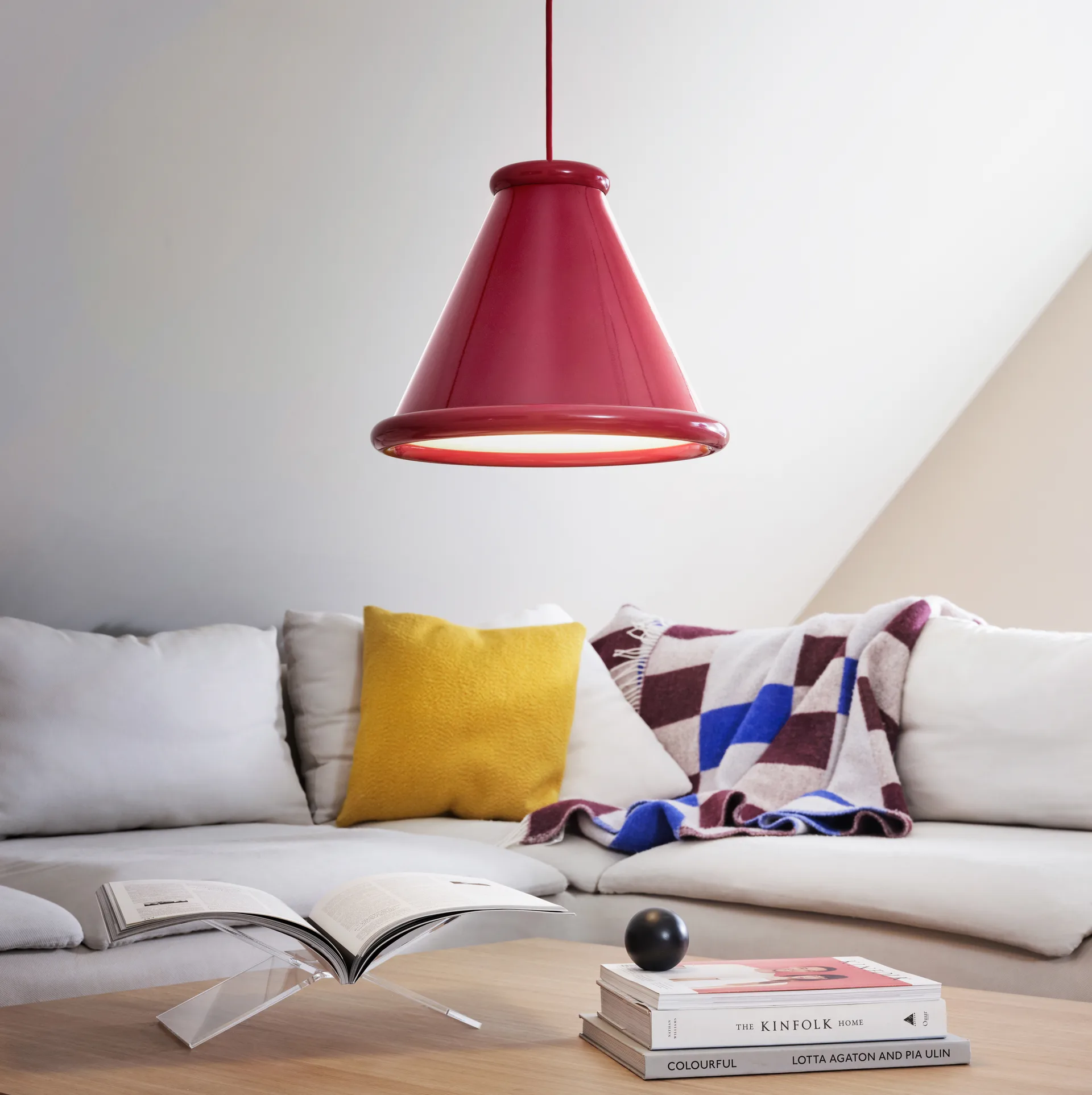 Belle pendant Ø36 cm, Red violet Belid
