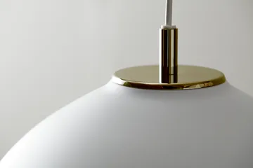 Valencia pendant Ø31.8 - Matt white - brass - Belid