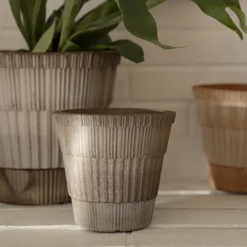 Atlas raw pot with saucer - Grey, Ø14 cm - Bergs Potter