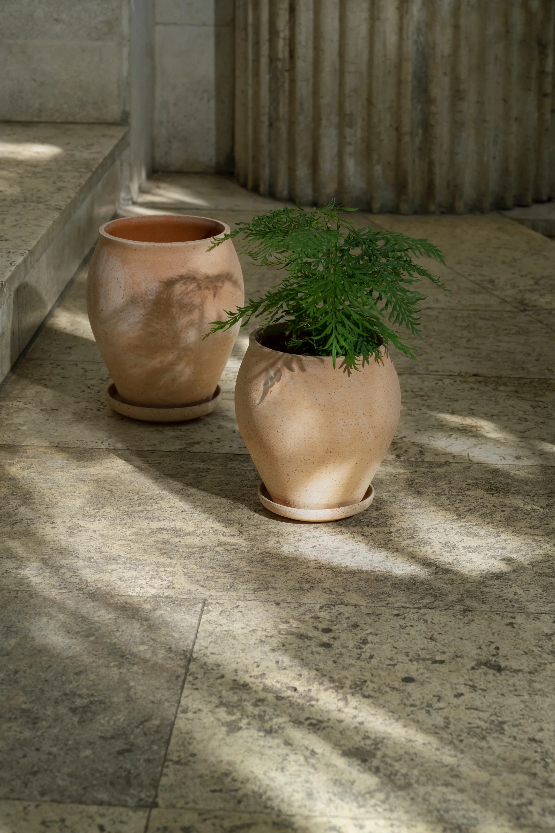 Delphi pot with saucer, 2 pieces, Pink, Ø22 cm, tall Bergs Potter