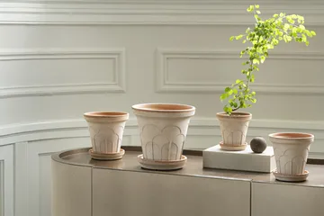 Fleur pot with saucer, 2 pieces - Pink, Ø14 m - Bergs Potter
