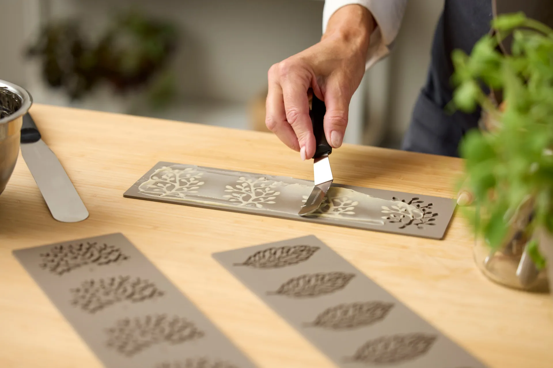 Blomsterbergs tuile silicone mold tree, Latte Blomsterbergs