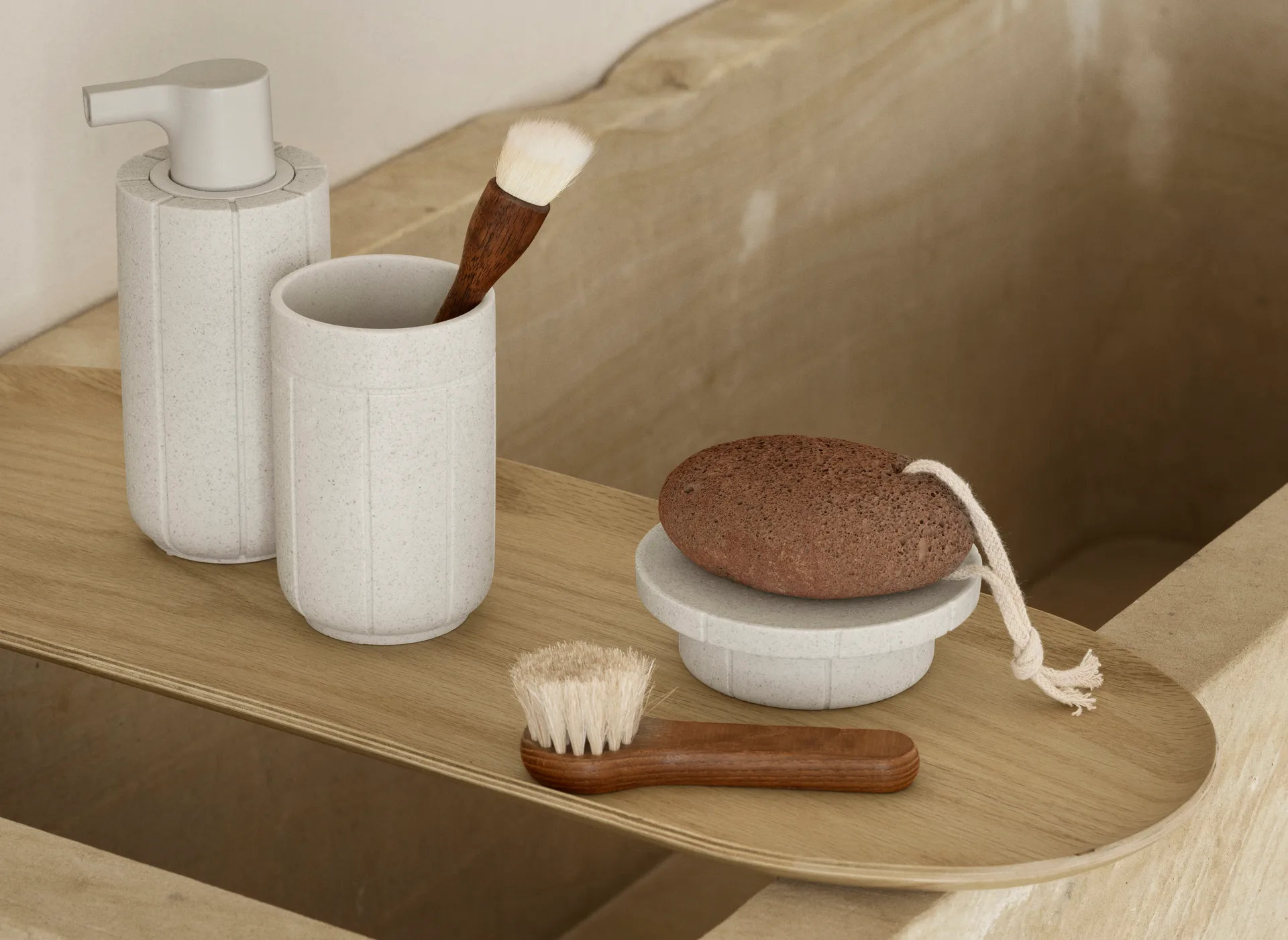 Kua soap dispenser, Moonbeam, 30 cl blomus