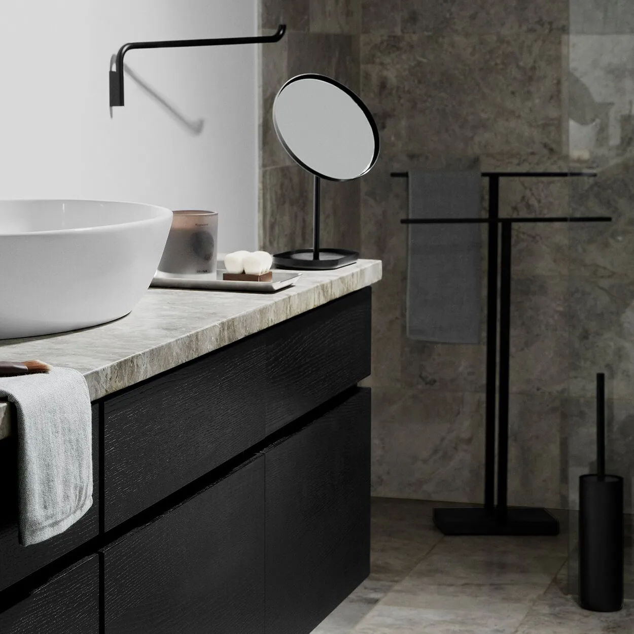 Modo toilet brush, Black blomus
