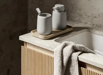 OKU tray S 25x12.5 cm - Oak - blomus