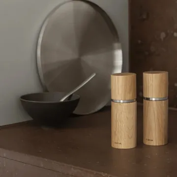 Pepe Salt and Pepper Grinder Set 15 cm - Oak - blomus
