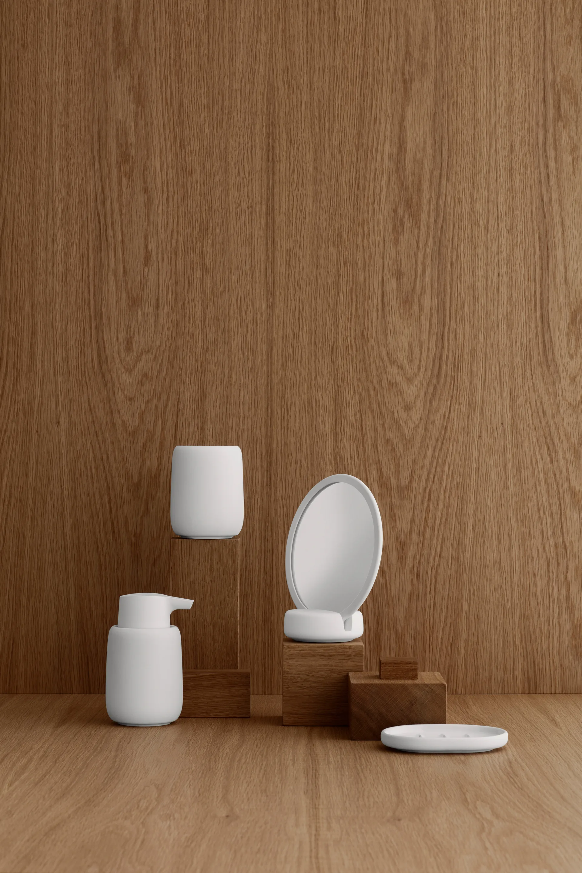Sono Vanity table mirror Ø17 cm, White blomus