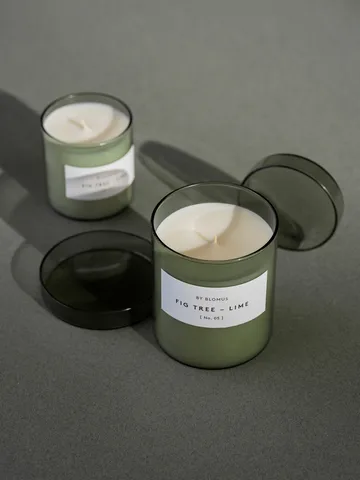 Valoa scented candle 30 hours - Fikon/Lime Agave Green - blomus