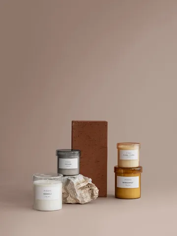 Vaola scented candle Bergamot - L, 45 H - blomus