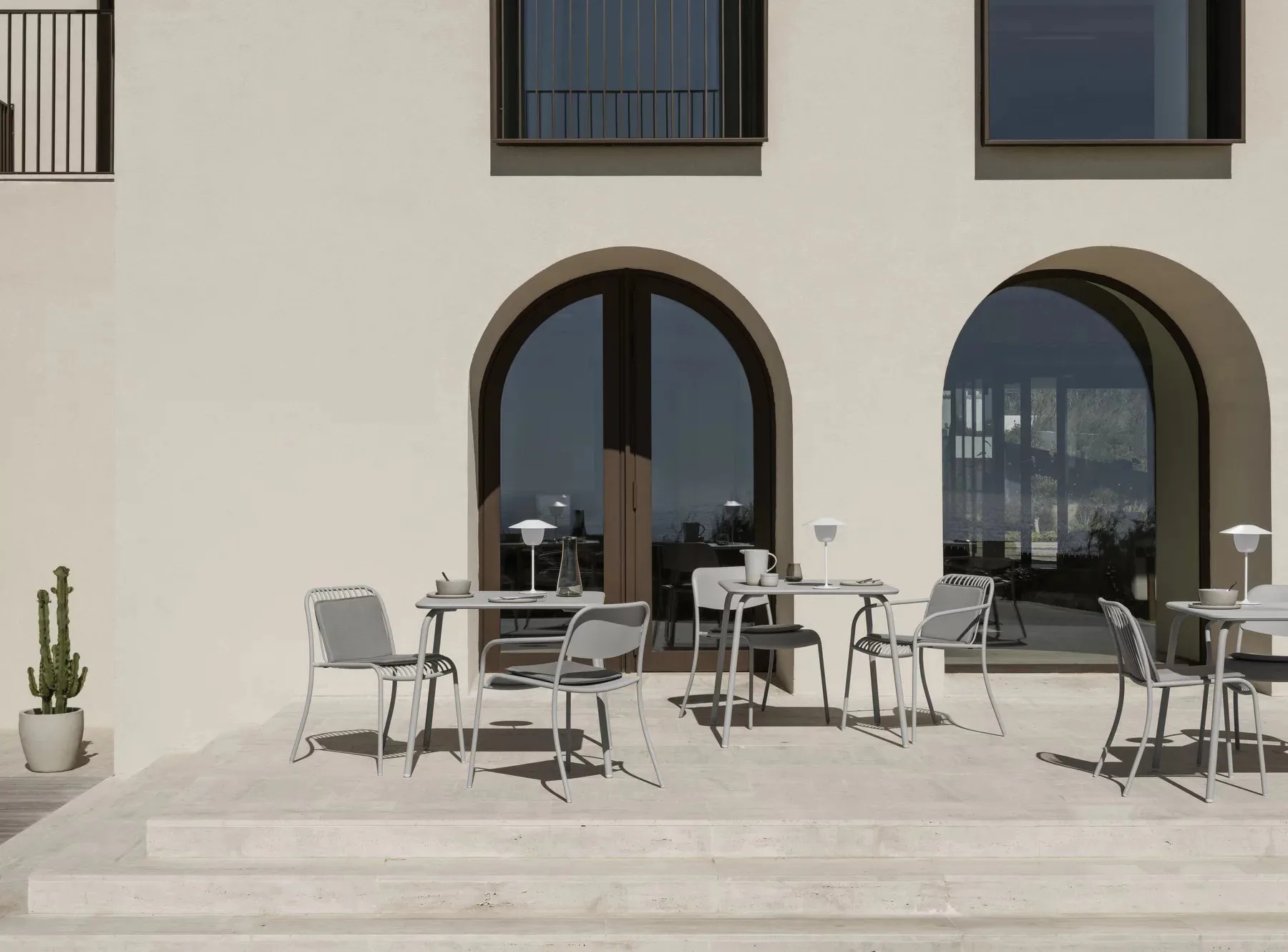 YUA Chair, Silk grey blomus