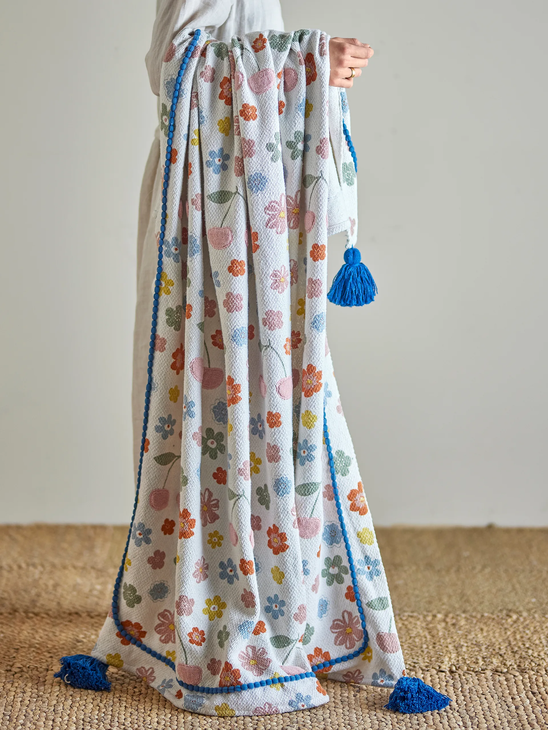 Cherry cotton throw 160x130 cm, Rose Bloomingville