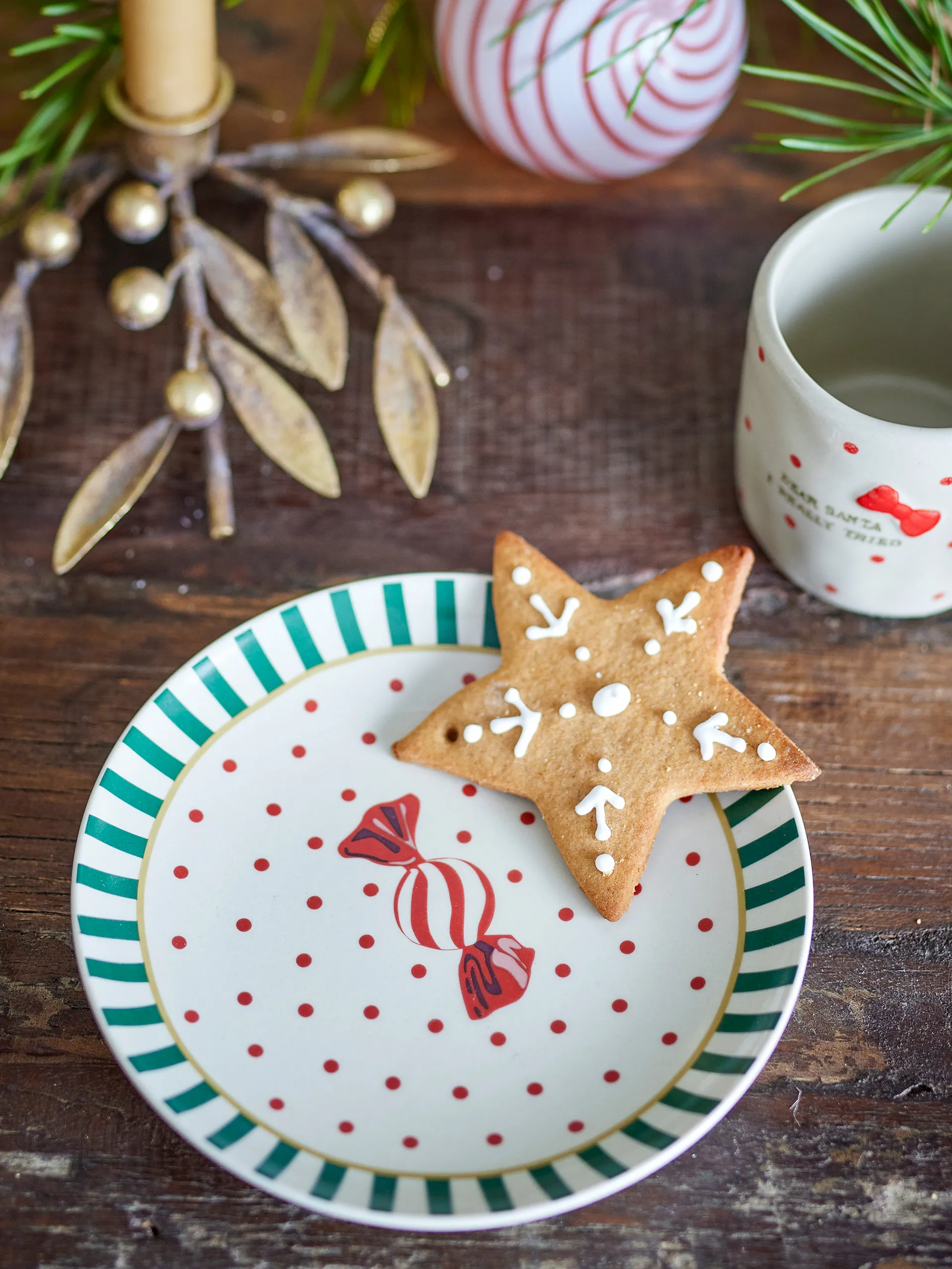 Yule plate Ø16 cm, Natural red Bloomingville