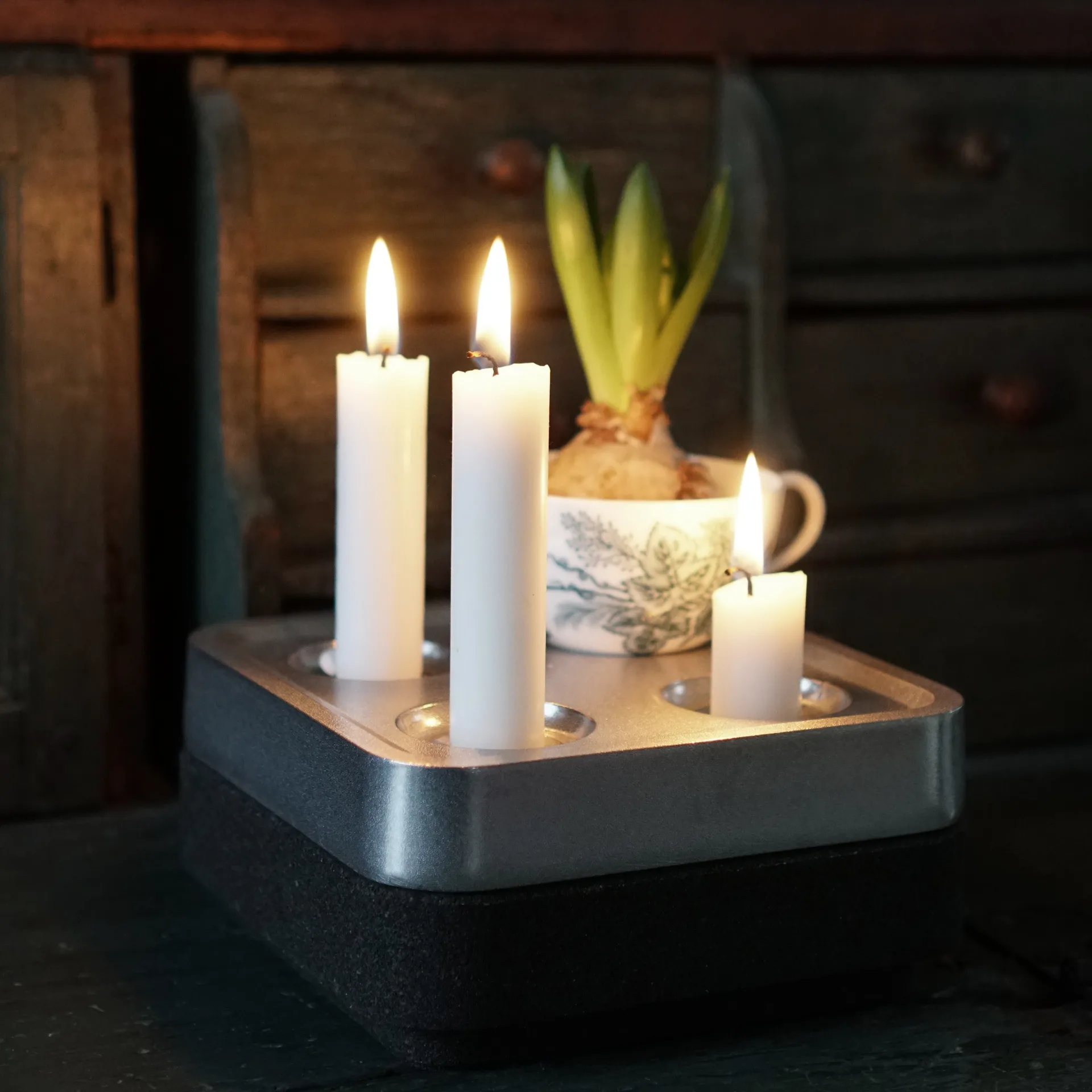 Cork bowl for four candles 16x16 cm, Black Born In Sweden