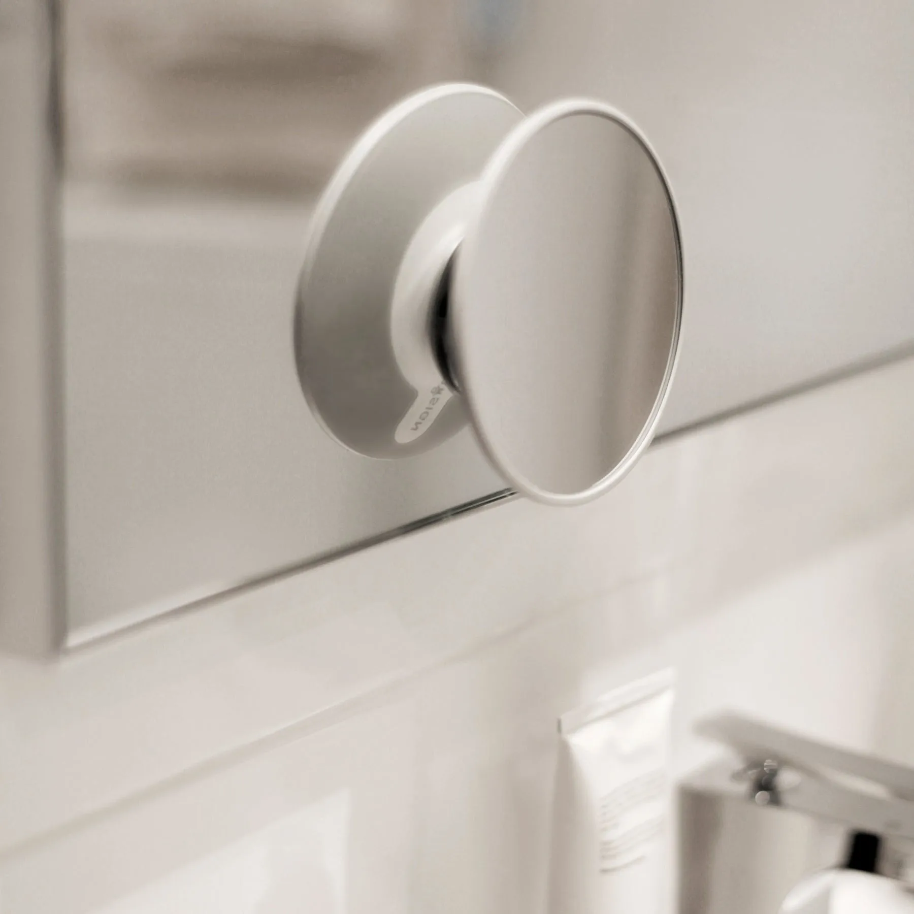 AirMirror makeup mirror x20 detachable with suction cup, Ø11.2 cm Bosign