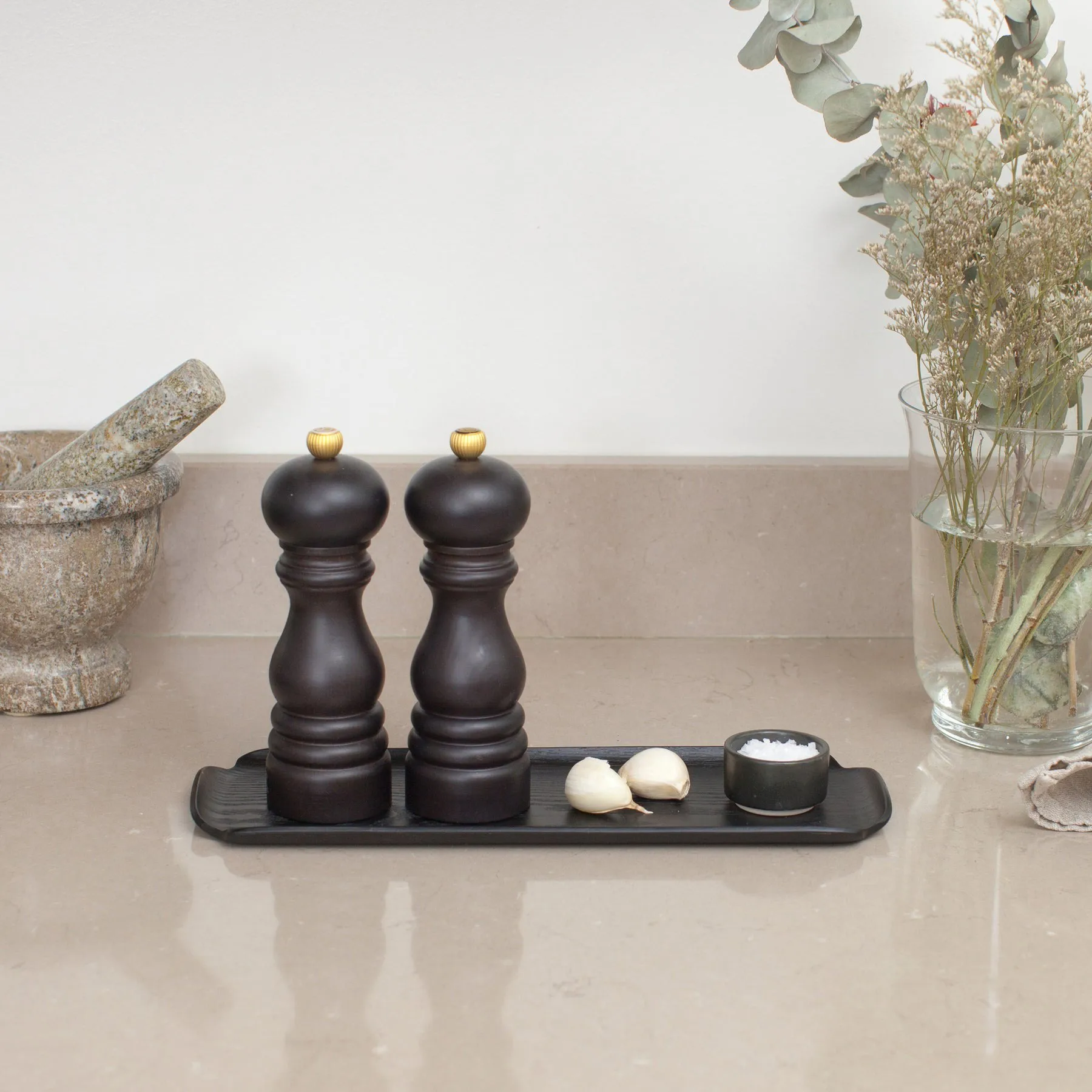 Leaf™ Wooden tray water- and oil-resistant 33x11.5 cm, Black willow wood Bosign