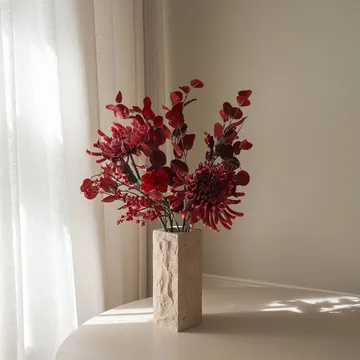 Berry drama artificial bouquet - Spider chrysanthemum, carnation, eucalyptus, 84 cm - Botané