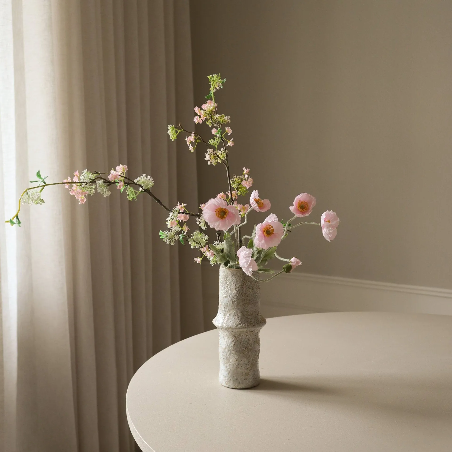Blossom Veil artificial bouquet, Poppy, grey willow Botané