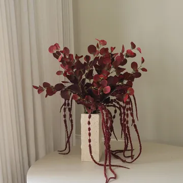Burgundy veil artificial bouquet - Eucalyptus, amaranth, 84 cm - Botané