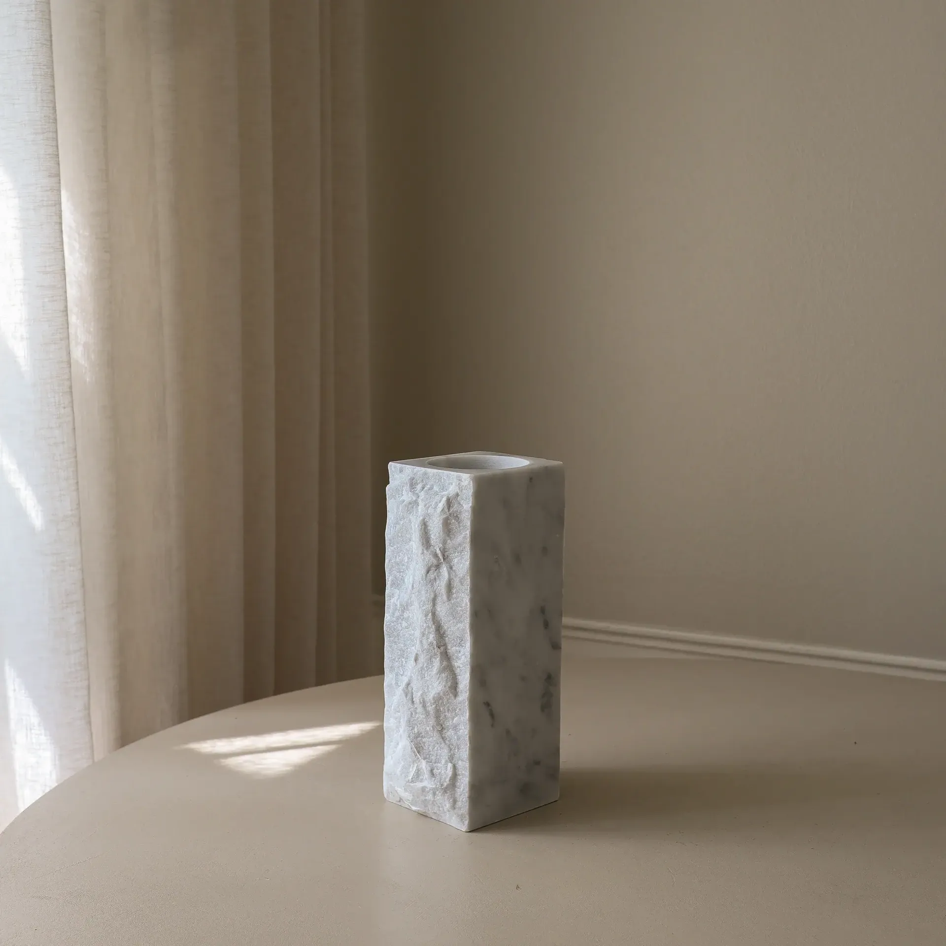 Carrara Edge marble vase, Medium, 30 cm Botané